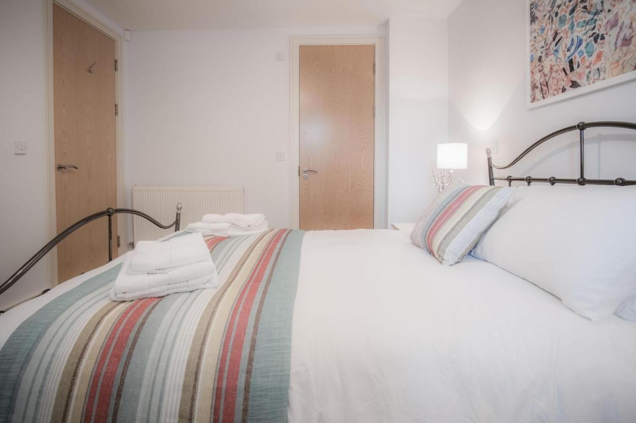 Minarvon - 2 Bedroom Apartment - Saundersfoot Exterior foto
